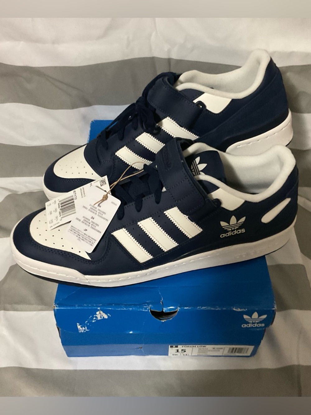 Adidas Forum Low “Night Indigo Cloud White” New w/OG damaged Box Men’s 15